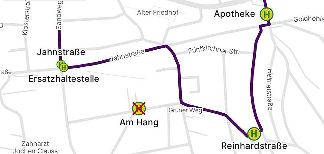 Eine Karte mit dem Weg, den die Stadtbuslinie 62 ab dem 19. Oktober in Hailer fährt. Die Haltestelle "Am Hang" ist durchgestrichen, weil sie nicht mehr angefahren wird. Dafür ist eine Ersatzhaltestelle an der Jahnstraße in Fahrtrichtung Hailer eingezeichnet. Die Haltestellen Apotheke, Reinhardstraße und Jahnstraße werden nach wie vor angefahren. 