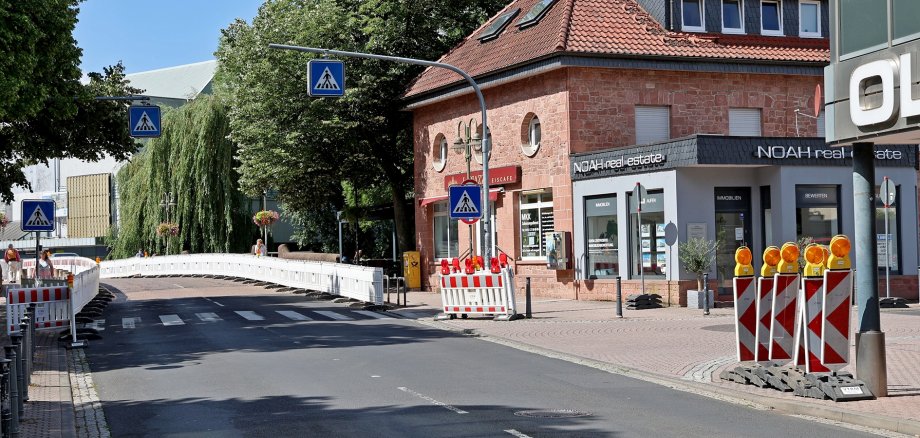 Breitband Vorbereitete Straßensperrung im Ziegelhaus