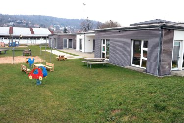 Außenspielbereich des Krippenhauses Gelnhausen.
