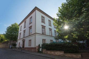 Bild von der Kita am Obermarkt. Das Gebäude ist Teil des ehemaligen Klostergeländes.