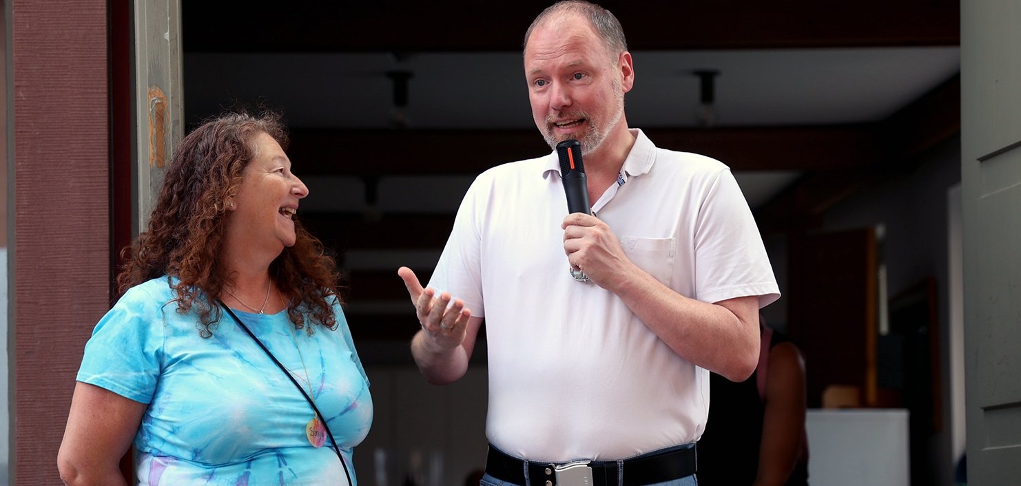 Bürgermeister Christian Litzinger und Teamleitung Sonja Funfack. 
