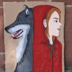 Rotköppchen und der Wolf gemalt von einer Teamerin.