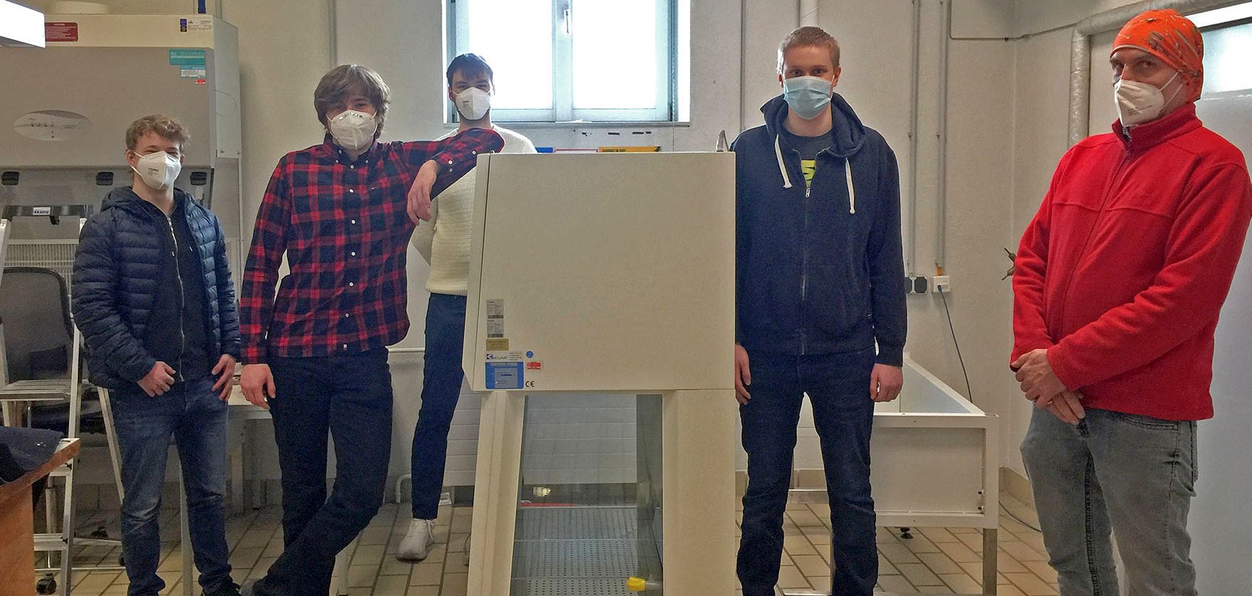 Das Stadtarchiv Gelnhausen hat eine Sicherheitswerkbank als Geschenk erhalten. 