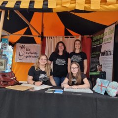 Das Team der Kultourismusabteilung am Stand der Messe.