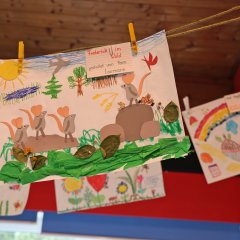 Beim Zeichenprojekt mit den Eltern sind tolle Bilder entstanden. 